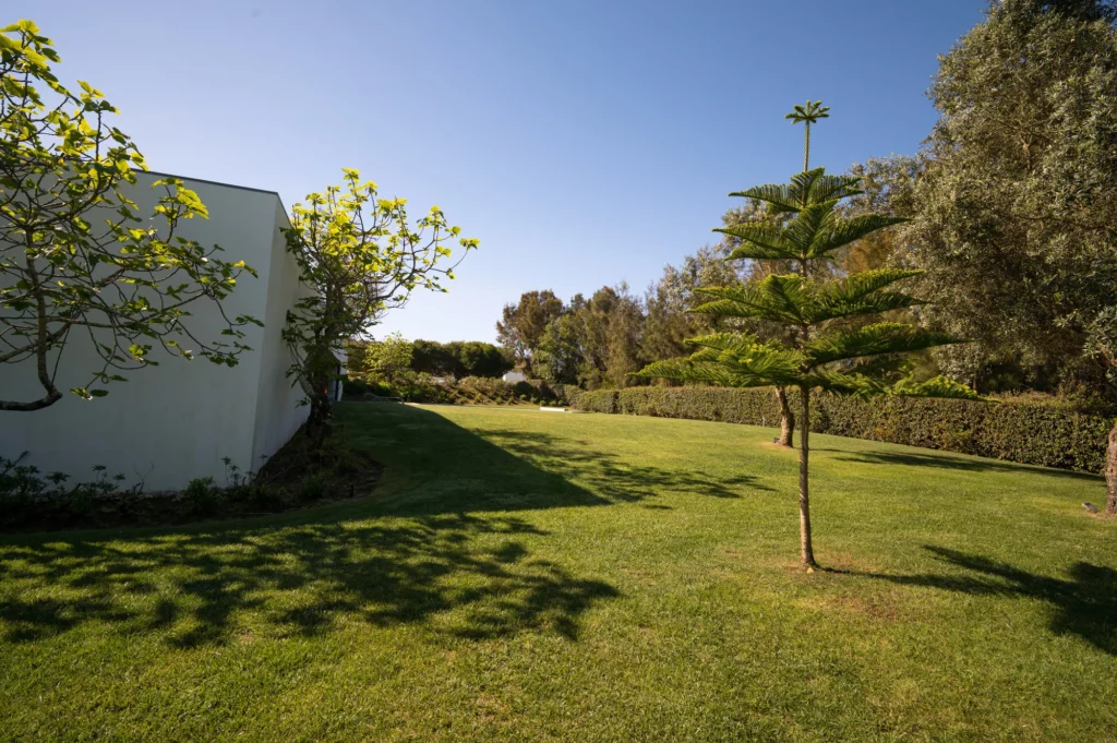 Jardín privado de la vivienda en Bom Sucesso Resort