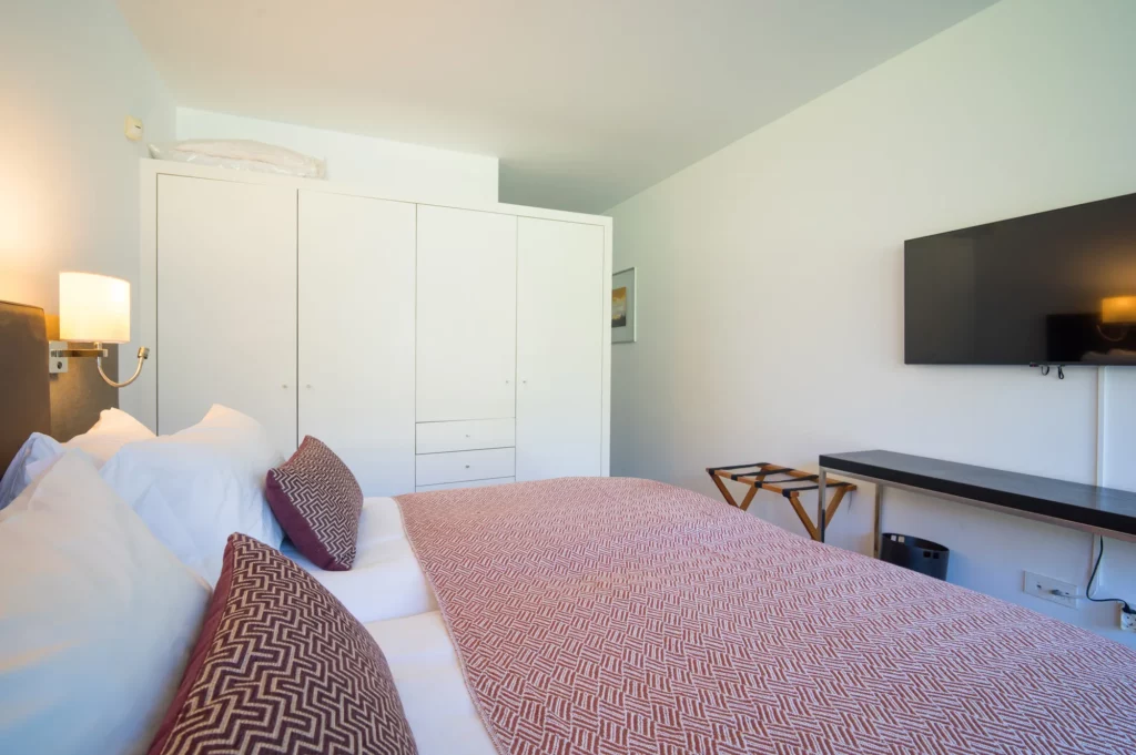 Suite roja de la villa Bom Sucesso en Óbidos